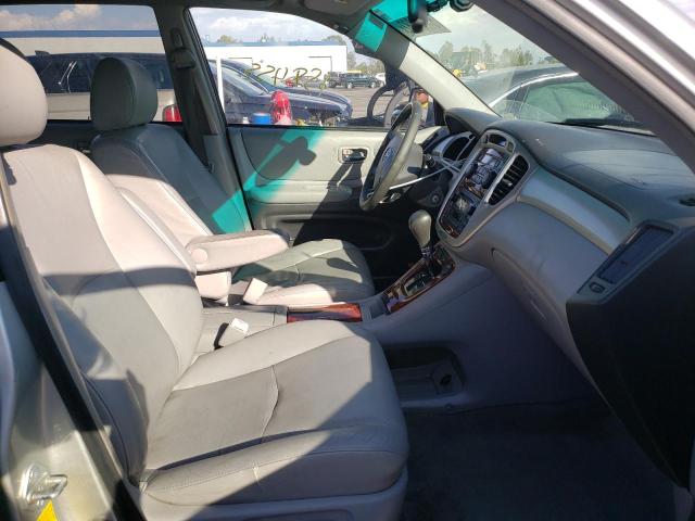 Photo 5 from auction – 2004 TOYOTA HIGHLANDER with VIN JTEEP21A840055091