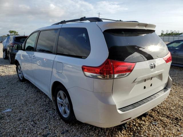 Photo 3 from auction – 2014 TOYOTA SIENNA LE with VIN 5TDKK3DC6ES442424