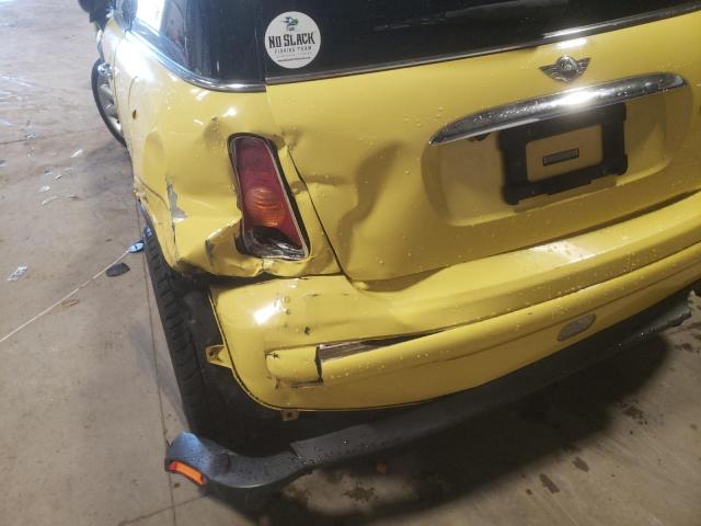 Photo 9 from auction – 2003 MINI COOPER with VIN WMWRC33443TC47913