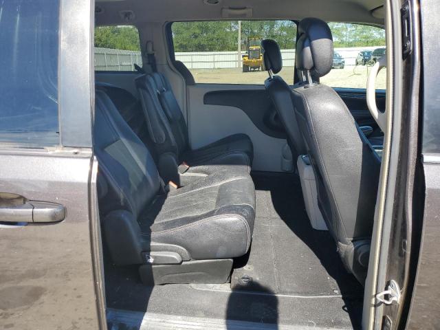 Photo 6 from auction – 2015 CHRYSLER TOWN & COU with VIN 2C4RC1BG2FR544402