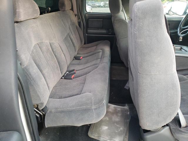 Photo 6 from auction – 2002 CHEVROLET SILVERADO with VIN 1GCHC29U92E273875