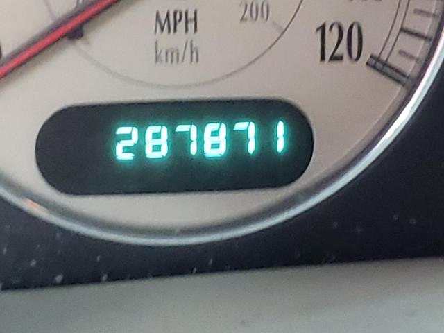 Photo 8 from auction – 2003 CHRYSLER TOWN & COU with VIN 2C8GP64L93R233420