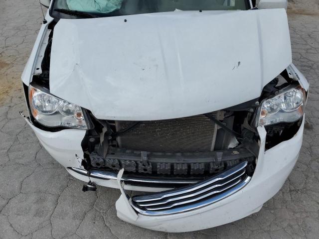 Photo 7 from auction – 2016 CHRYSLER TOWN & COU with VIN 2C4RC1BG1GR297973