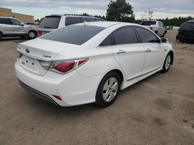 Photo 4 from auction – 2012 HYUNDAI SONATA HYB with VIN KMHEC4A48CA032694