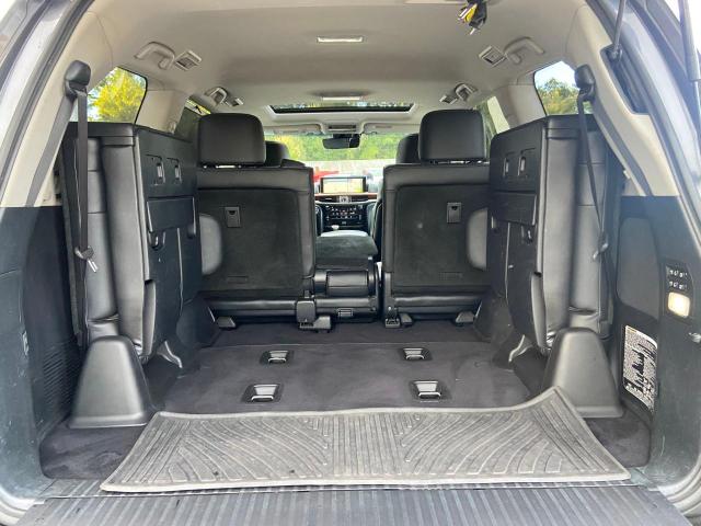 Photo 9 from auction – 2016 LEXUS LX 570 with VIN JTJHY7AX6G4204138