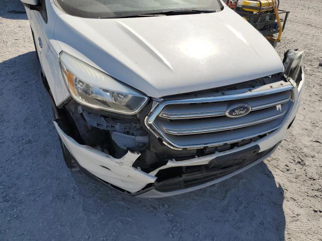 Photo 9 from auction – 2017 FORD ESCAPE SE with VIN 1FMCU9GDXHUA52007