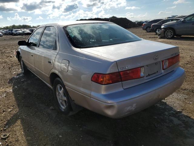 Photo 3 from auction – 2000 TOYOTA CAMRY CE with VIN 4T1BG22K0YU638005