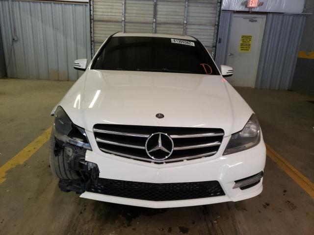 Photo 9 from auction – 2014 MERCEDES-BENZ C 250 with VIN WDDGF4HB2EA952175