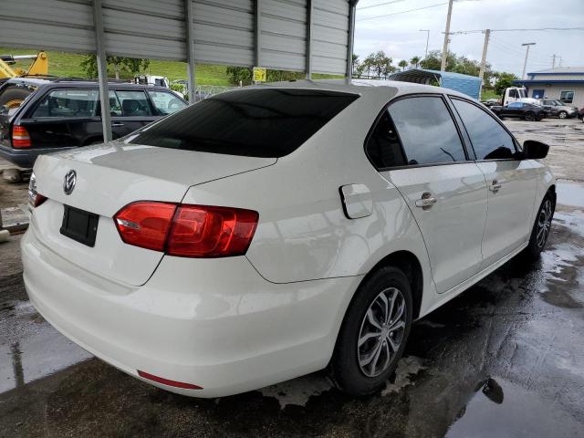 Photo 4 from auction – 2014 VOLKSWAGEN JETTA BASE with VIN 3VW2K7AJ7EM235029