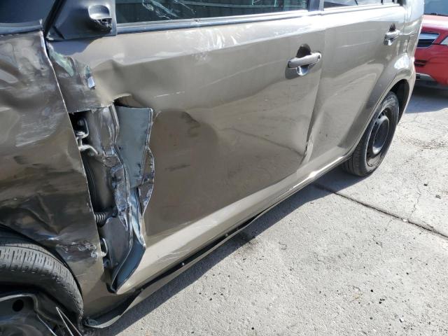 Photo 10 from auction – 2011 TOYOTA SCION XB with VIN JTLZE4FE8B1122433