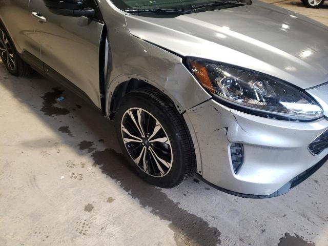 Photo 9 from auction – 2021 FORD ESCAPE SE with VIN 1FMCU9G62MUB20988