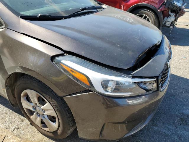Photo 9 from auction – 2017 KIA FORTE LX with VIN 3KPFL4A70HE011412