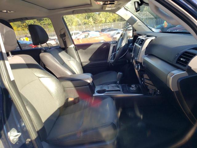 Photo 5 from auction – 2020 TOYOTA 4RUNNER SR with VIN JTEBU5JR7L5828637