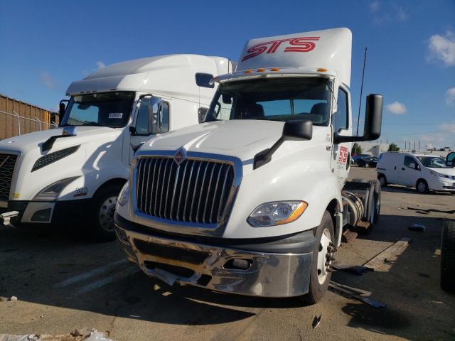 Photo 2 from auction – 2019 INTERNATIONAL LT625 with VIN 3HCDZAPR8KL665027