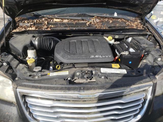 Photo 7 from auction – 2012 CHRYSLER TOWN & COU with VIN 2C4RC1CG0CR252189