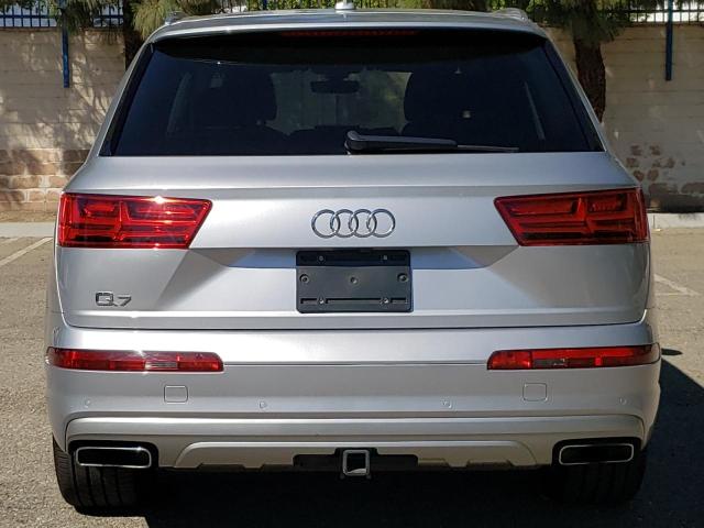 Photo 4 from auction – 2019 AUDI Q7 PREMIUM with VIN WA1LAAF7XKD022839
