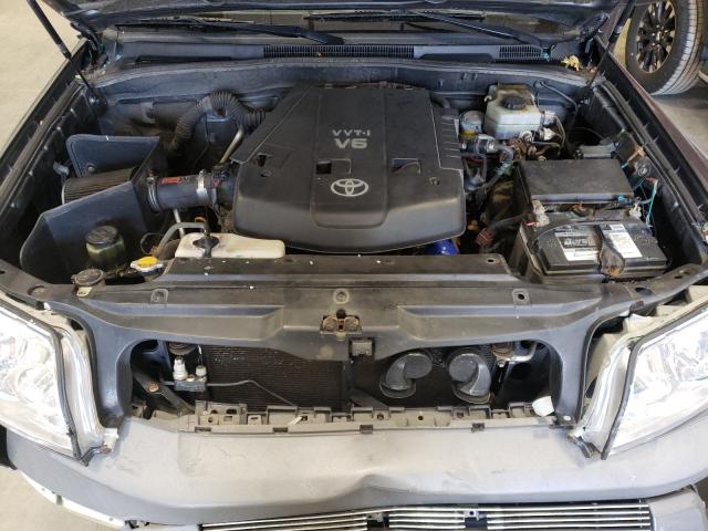 Photo 7 from auction – 2003 TOYOTA 4RUNNER SR with VIN JTEBU14R330009450