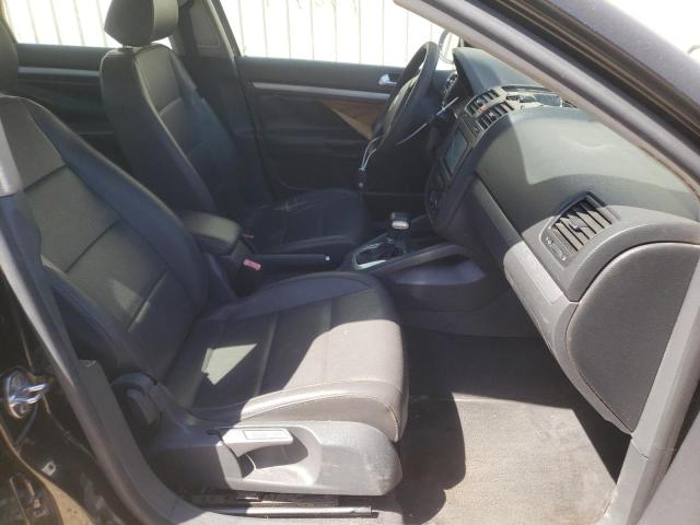 Photo 5 from auction – 2006 VOLKSWAGEN JETTA 2.5 with VIN 3VWRF71K86M691618