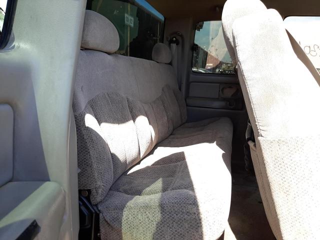 Photo 6 from auction – 1999 CHEVROLET SILVERADO with VIN 1GCEK19T8XE136084