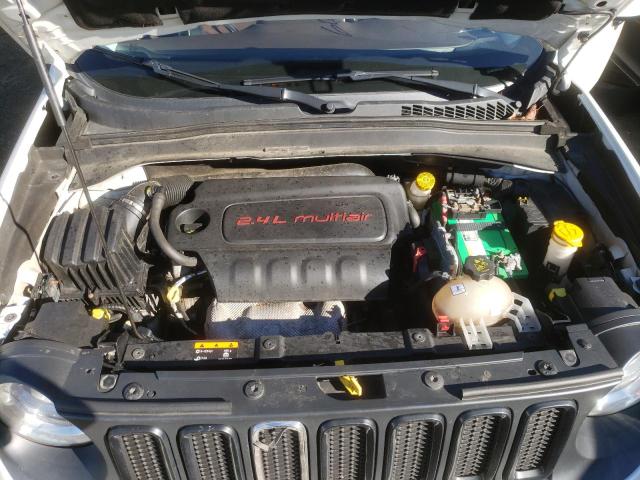 Photo 7 from auction – 2015 JEEP RENEGADE L with VIN ZACCJBBT7FPC12295