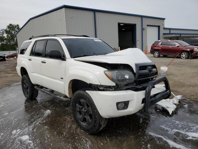 TOYOTA 4RUNNER SR 2008 with VIN JTEZU14R680100881 - Photo from auction