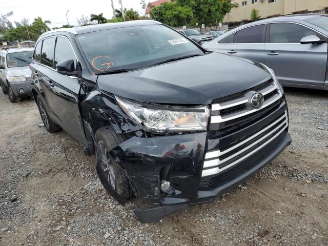 TOYOTA HIGHLANDER 2019 with VIN 5TDKZRFH1KS558925 - Photo from auction