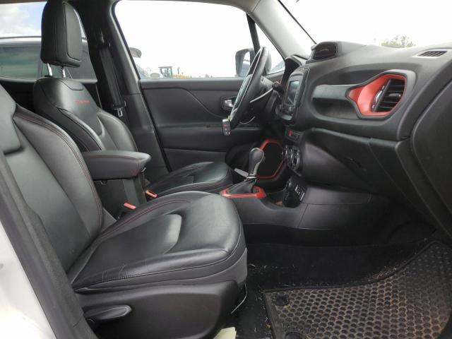 Photo 5 from auction – 2016 JEEP RENEGADE T with VIN ZACCJBCT2GPC57144