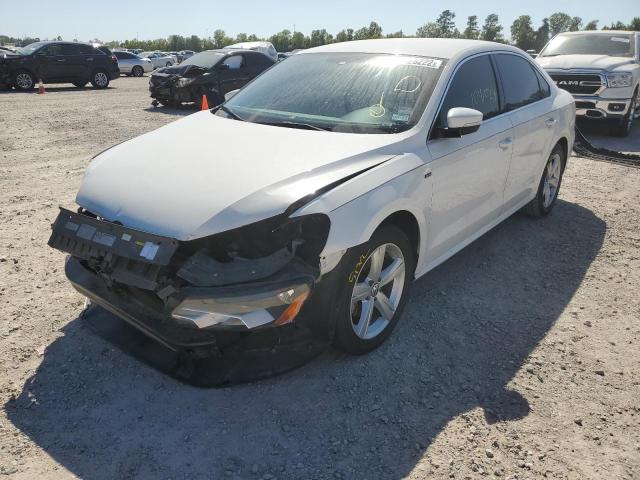 Photo 2 from auction – 2015 VOLKSWAGEN PASSAT S with VIN 1VWAT7A36FC109161