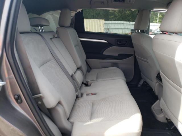 Photo 6 from auction – 2017 TOYOTA HIGHLANDER with VIN 5TDZARFH0HS024281