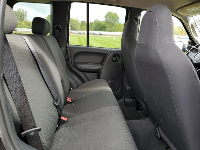 Photo 6 from auction – 2004 JEEP LIBERTY SP with VIN 1J4GL48K34W111769