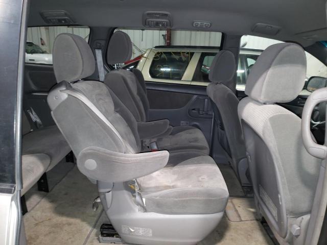 Photo 6 from auction – 2010 TOYOTA SIENNA LE with VIN 5TDJK4CC7AS033474