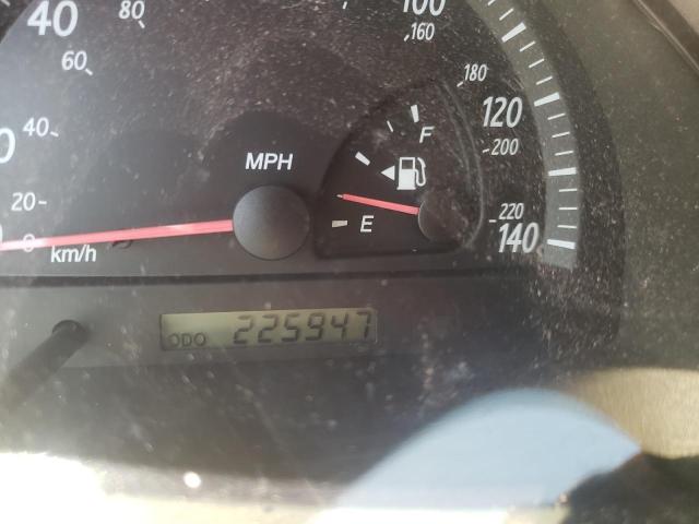 Photo 8 from auction – 2002 TOYOTA CAMRY LE with VIN JTDBE32K020070918