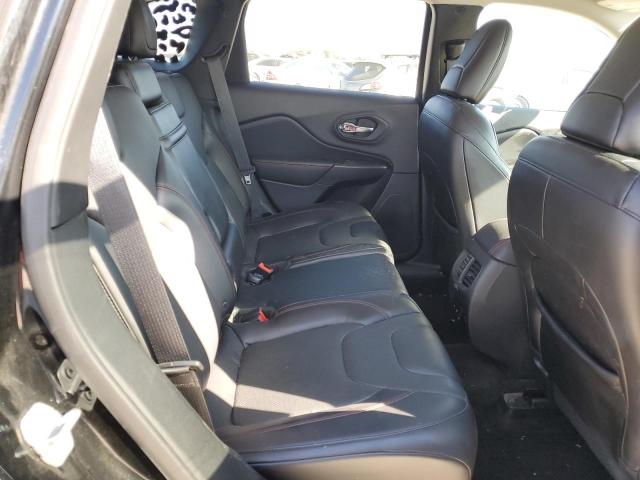 Photo 6 from auction – 2019 JEEP CHEROKEE T with VIN 1C4PJMBX7KD259738