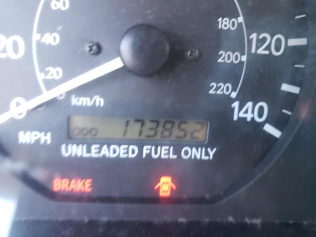 Photo 8 from auction – 2001 TOYOTA CAMRY CE with VIN 4T1BG22K21U080941