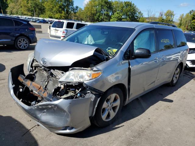 Photo 2 from auction – 2015 TOYOTA SIENNA LE with VIN 5TDKK3DC3FS566085