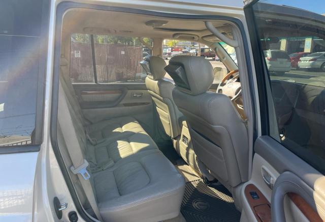 Photo 6 from auction – 2004 LEXUS LX 470 with VIN JTJHT00WX43547888