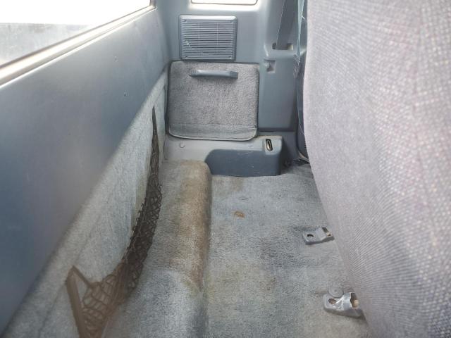 Photo 6 from auction – 1994 MAZDA B3000 CAB with VIN 4F4CR16U4RTM70389