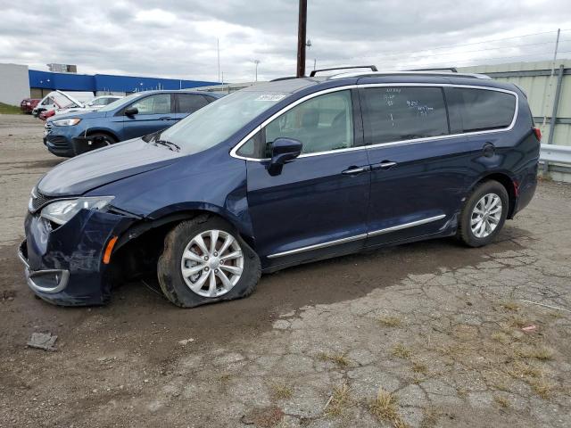 CHRYSLER PACIFICA T 2019 with VIN 2C4RC1BG7KR582962 - Photo from auction