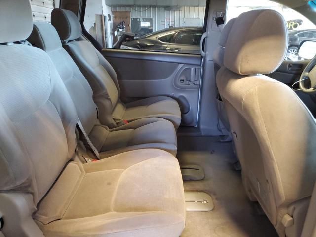 Photo 6 from auction – 2004 TOYOTA SIENNA VAN with VIN 5TDZA23C74S085024