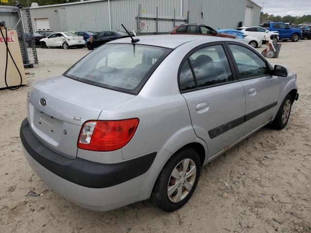 Photo 4 from auction – 2009 KIA RIO BASE with VIN KNADE223896550303
