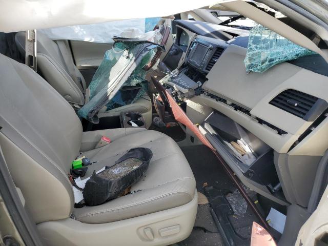 Photo 5 from auction – 2011 TOYOTA SIENNA XLE with VIN 5TDYK3DC9BS022694