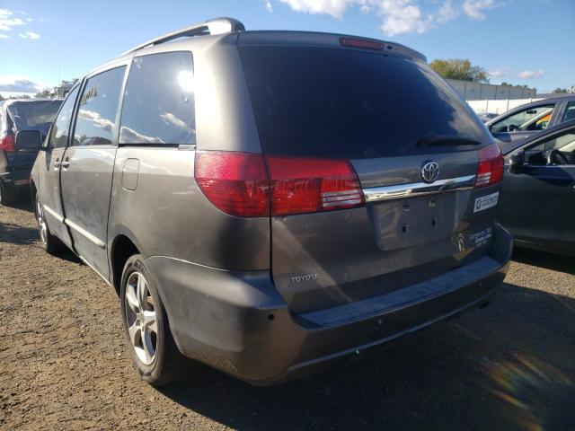 Photo 3 from auction – 2005 TOYOTA SIENNA XLE with VIN 5TDBA22C45S031877