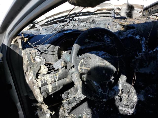 Photo 8 from auction – 2015 CHRYSLER 200 LIMITE with VIN 1C3CCCABXFN660679