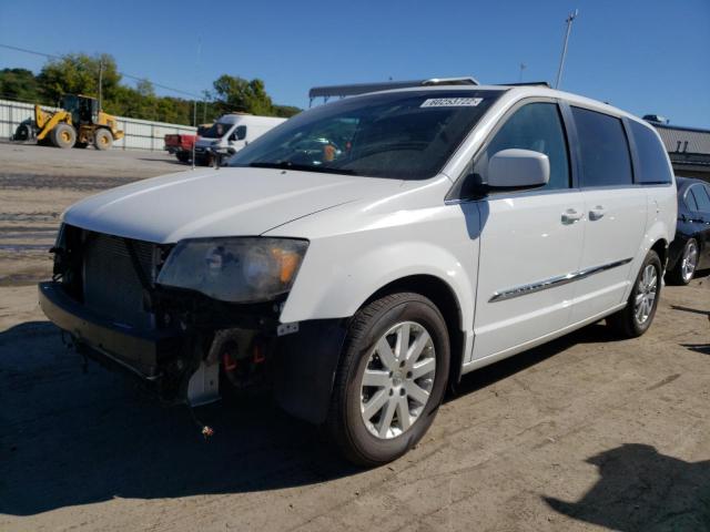 Photo 2 from auction – 2015 CHRYSLER TOWN & COU with VIN 2C4RC1BGXFR561397