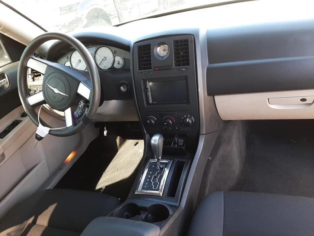 Photo 9 from auction – 2006 CHRYSLER 300 with VIN 2C3KA43R06H363866