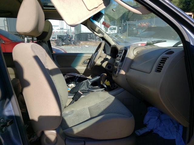 Photo 5 from auction – 2005 FORD ESCAPE XLT with VIN 1FMYU93145KA43358