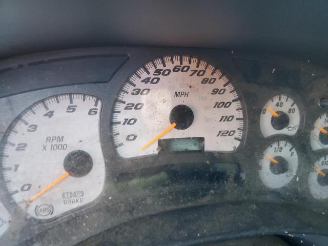 Photo 8 from auction – 2004 CHEVROLET SILVERADO with VIN 2GCEK19N941356929