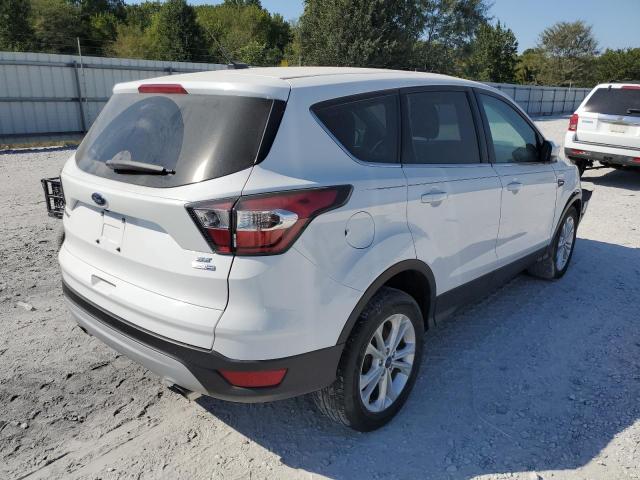 Photo 4 from auction – 2017 FORD ESCAPE SE with VIN 1FMCU9GDXHUA52007