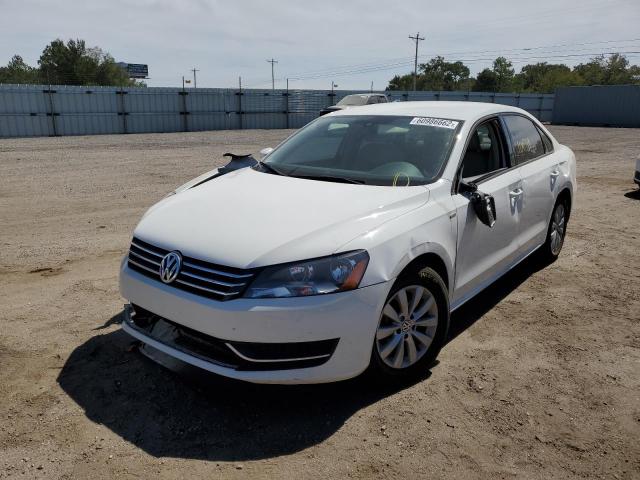 Photo 2 from auction – 2014 VOLKSWAGEN PASSAT S with VIN 1VWAT7A3XEC109324