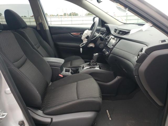 Photo 5 from auction – 2017 NISSAN ROGUE S with VIN KNMAT2MT7HP509579